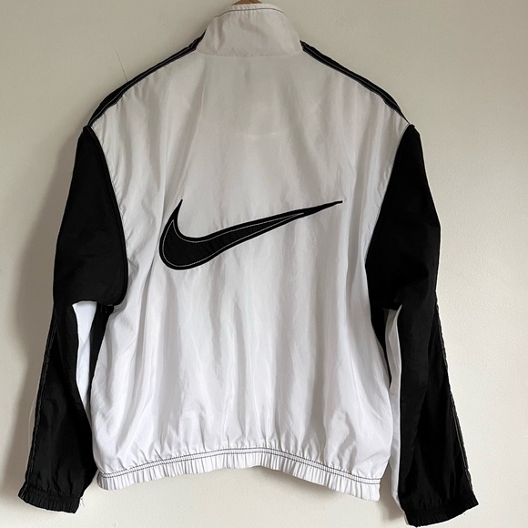 Vintage Nike Tracksuit Black/White Jacket/Pants Nylon Set Removable Sleeves M - Picture 9 of 16